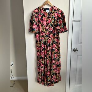 Vintage 80s 90s E.D. Michaels Plus Floral Rayon Short Sleeves Maxi Dress Size 20